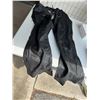 Image 1 : Chaps
