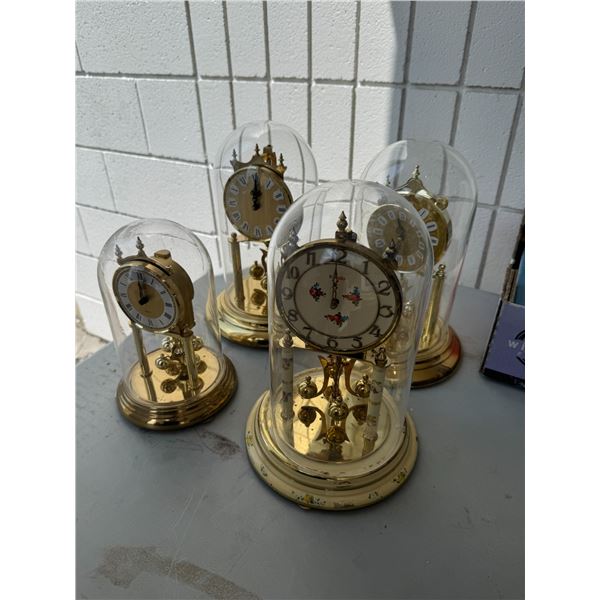 Mantel clocks
