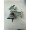 Image 1 : Bell