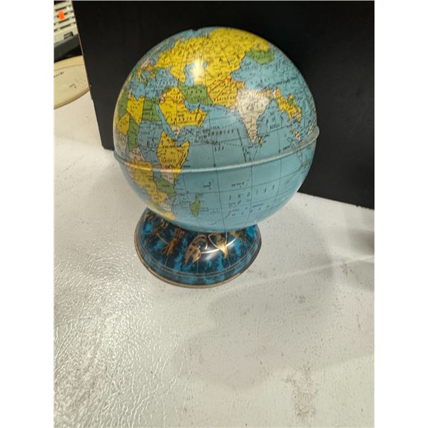 Coin bank, Globe