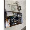Image 1 : Kitchen items
