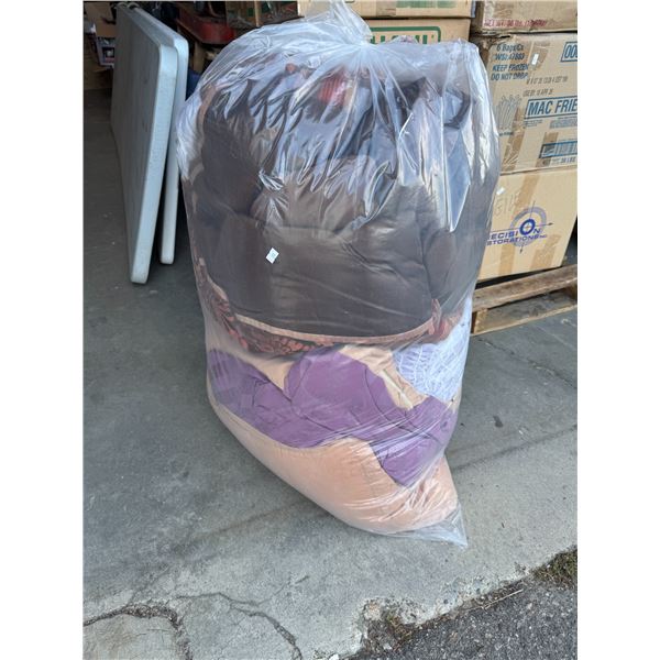 Queen size bedding
