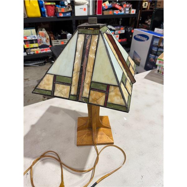 Stained glass lamp needs TLC
