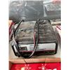Image 1 : Battery charger