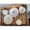 Image 1 : Tea, cups, and saucers