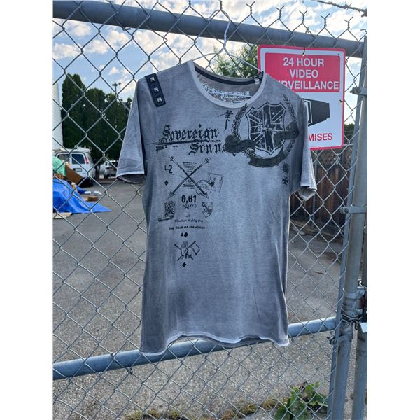 New guess shirt size medium tag removed