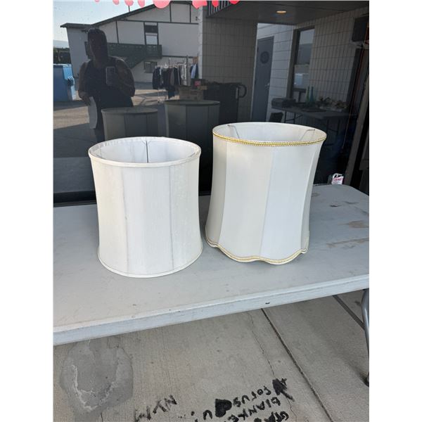 2 lampshades