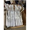 Image 1 : Hangers