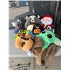 Image 1 : Stuffies and blanket
