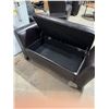 Image 2 : Storage bench