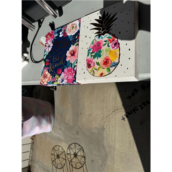 Wall decor