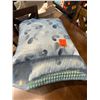Image 1 : Throw pillows