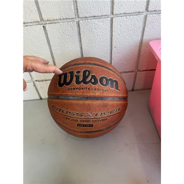 Wilson crossover size 7 basketball