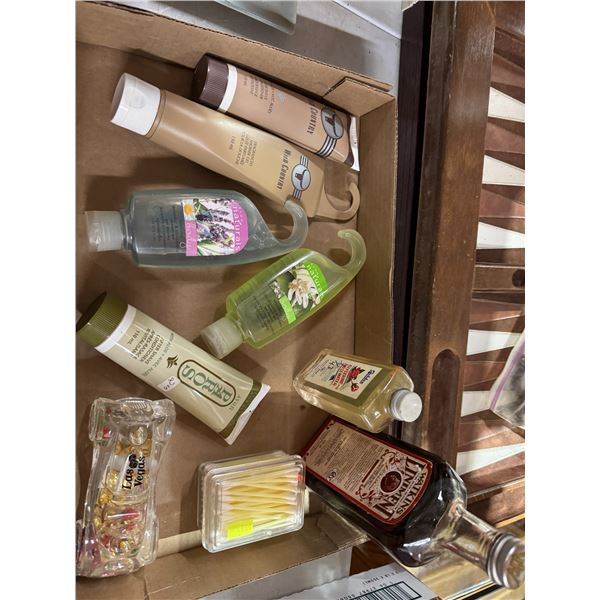 Bath and beauty items