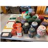Image 1 : Assorted tins