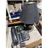 Image 1 : Phone and lamp