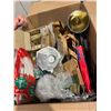 Image 1 : Christmas decor