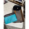 Image 1 : Portfolio and purse