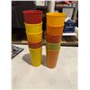 Image 1 : Tupperware cups
