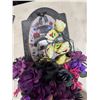 Image 2 : Halloween decor