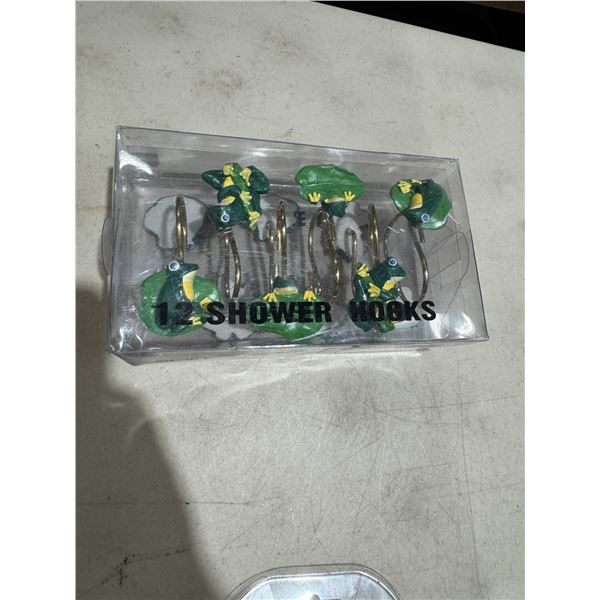 Frogs shower curtain rings