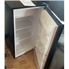 Image 3 : Hamilton Beach 3.3 cu. ft. Compact Refrigerator , Like New,  Clean Never Used