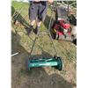 Image 1 : Scotts Manual Push Mower