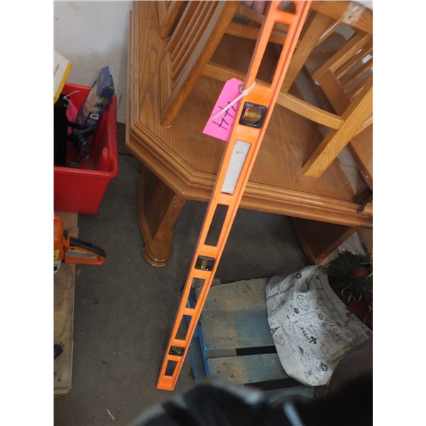 4ft Level