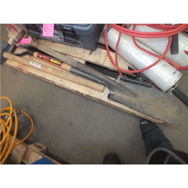 2 Shovels & 1 Sledge Hammer