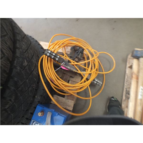 Trailer Hitch & Air Hose