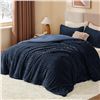 Image 1 : 1 Bedelite Navy Blue Queen Size Comforter Set - Fleece Queen Size Comforter w/ Pillowcases - New