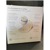 Image 5 : 1 Medela Harmony Manual Breast Pump & Box of Nursing Pads (120 Pack) - Damaged Box/New Sealed