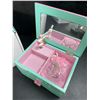 Image 4 : 1 Unicorn Musical Jewelry Box for Girls with Unicorn Charm Bracelet (Gift Set) - Brand New