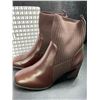 Image 2 : 1 Pair of Newbella Women's Chunky Heel Boots/Elastic Slip-On Dress Boots - New in Box