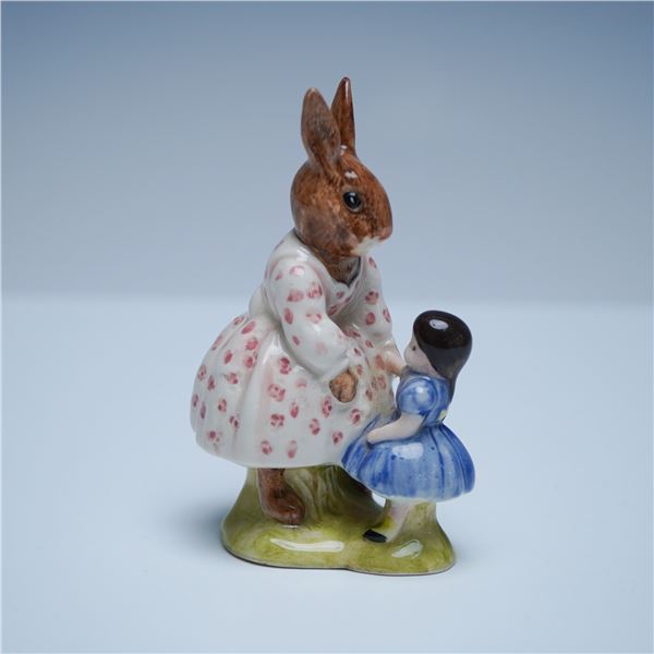 Royal Doulton Bunnykins DB8 "Dollie Bunnykins " Playtime" Figurine