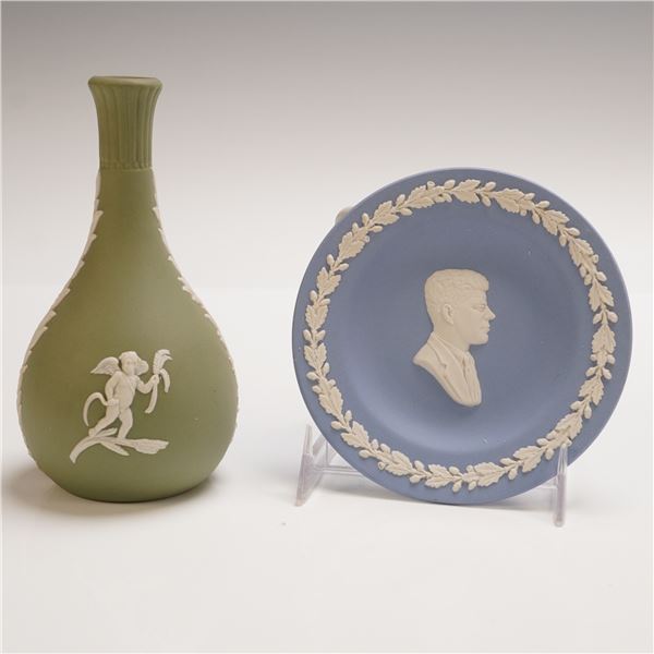 2pc Wedgwood Jasperware Plate and Bud Vase
