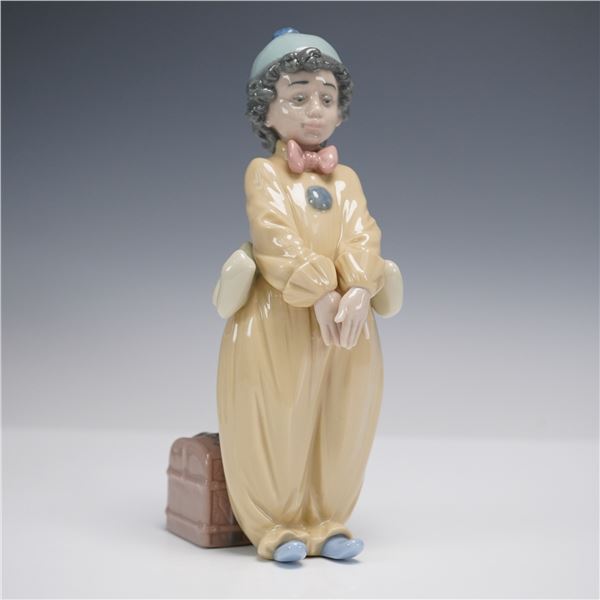 Lladro Porcelain Figurine, Pierrot in Love 1006258