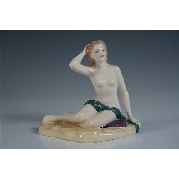 Royal Doulton Figurine, Summer's Darling HN4401