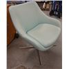 Image 2 : Upholstered Chair on Metal Pedestal Base 30" x 19" x 34"H