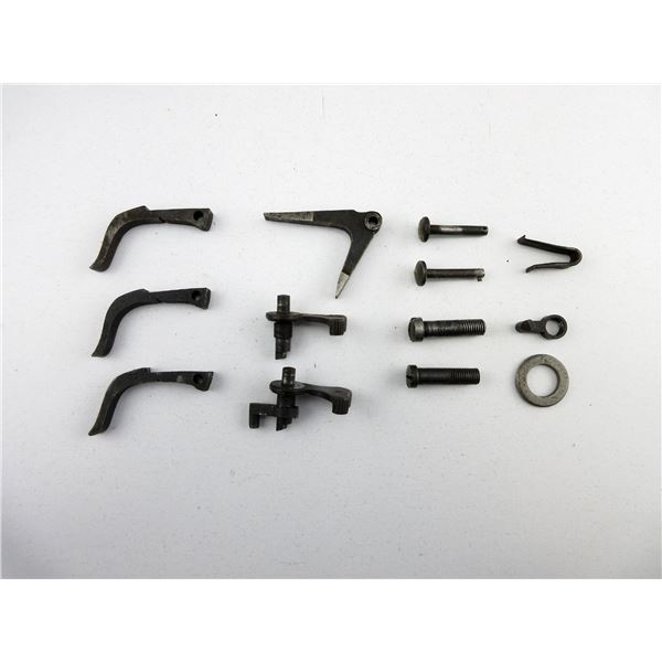 ASSORTED LEE ENFIELD NO.1 MKIII PARTS LOT