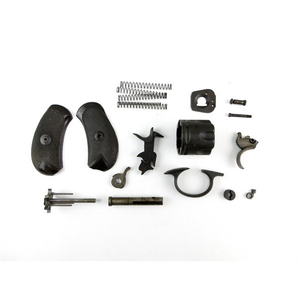 BRITISH WEBLEY MKVI REVOLVER PARTS LOT