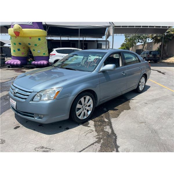 TOYT AVALON 2007 T-DONATION