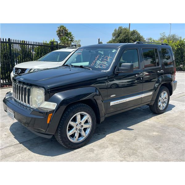 JEEP LIBERTY 2012 T-2 DAYS