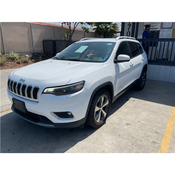 JEEP CHEROKEE 2019 O/S-T SMOG-2 DAYS