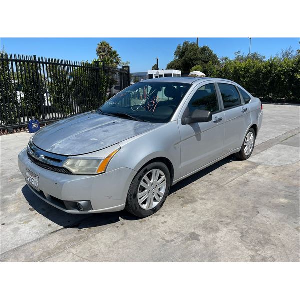 FORD FOCUS  2010 T-DONATION