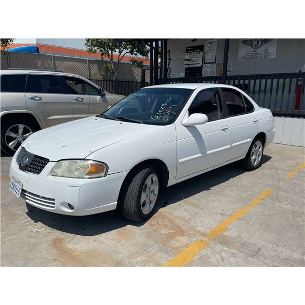 NISS SENTRA 2004 SALV T/DONATION