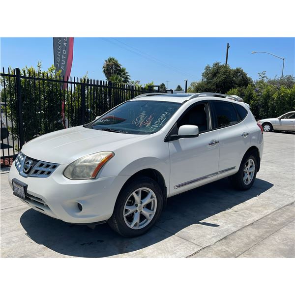 NISS ROGUE 2011 T-2 DAYS