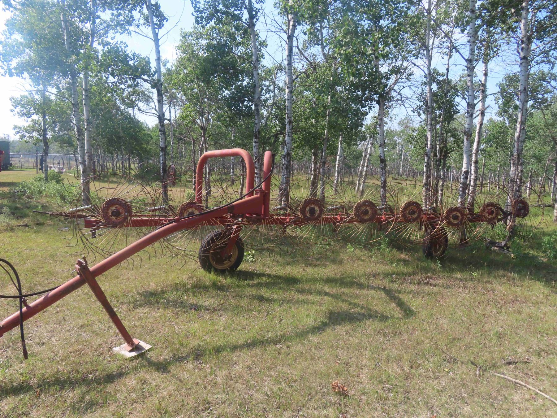 *OFFSITE WOODLANDS* Vicon H1050 9 Wheel Hay Rake