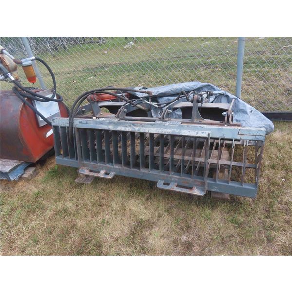 *OFFSITE WOODLANDS* Skidsteer 72'' Brush Clamp    