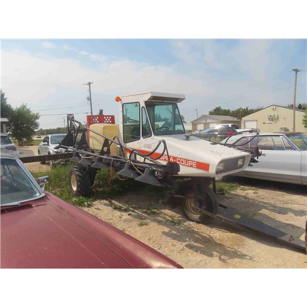 Melroe Spray Coupe Self Propelled Model 216 , Last